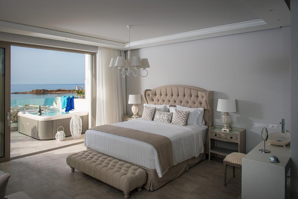 Drossia Palms Hotel And Nisos Beach Suites Malia Chambre photo